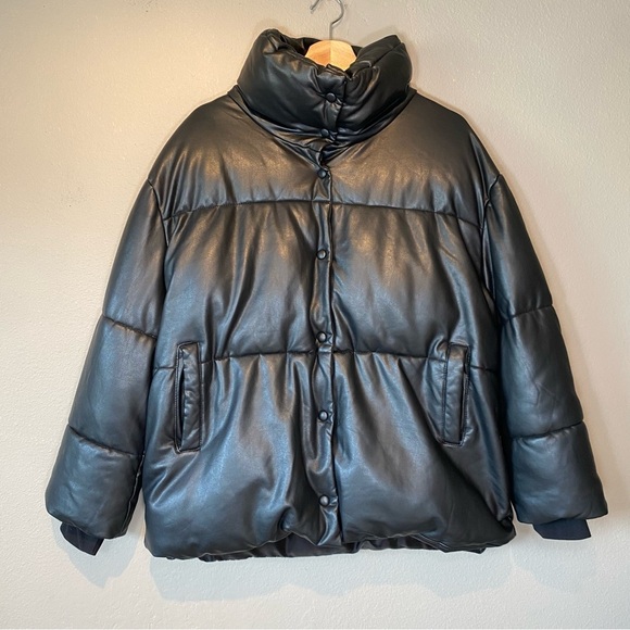 With the Girls By Avec Les Filles Black Faux Leather Puffer Coat Jacket. Size L - Picture 1 of 16